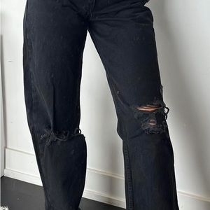 Zara Jeans‼️ Wide leg black jean knee distressed